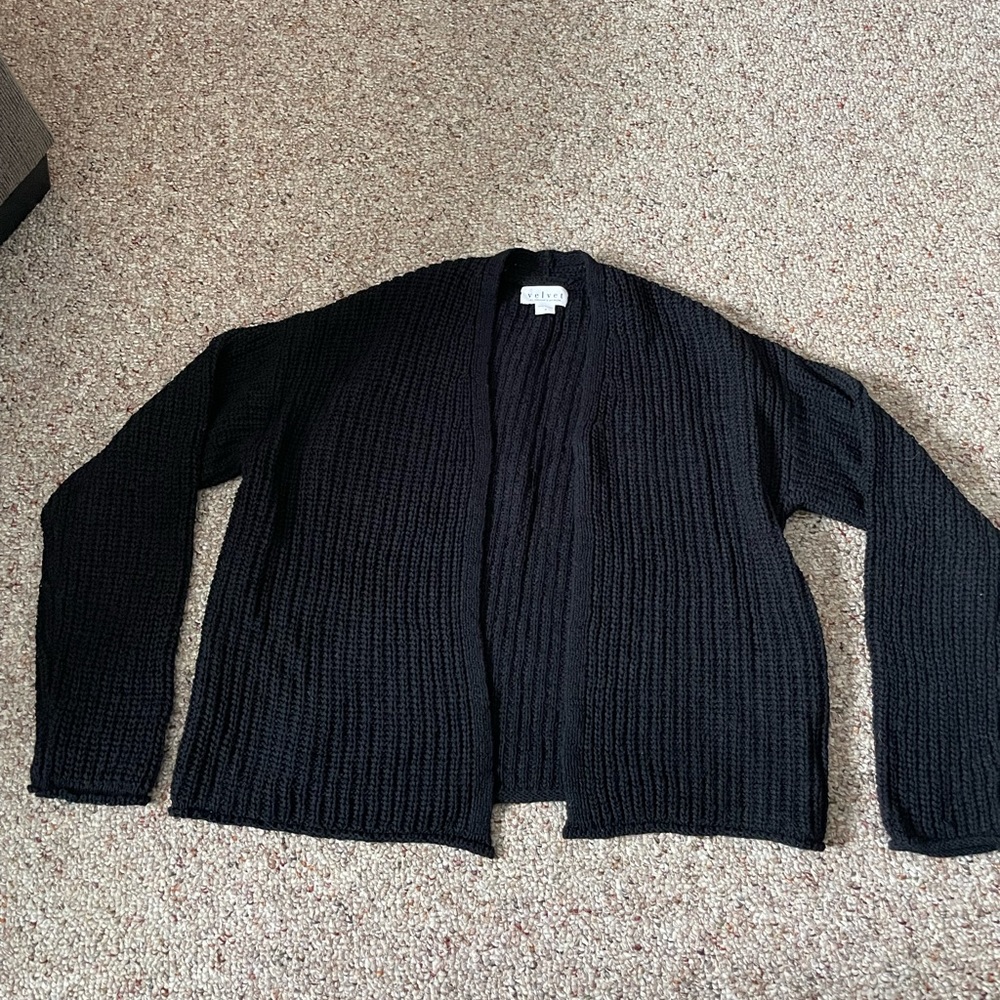 Velvet by Graham and Spencer Cardigan in Black Size Small